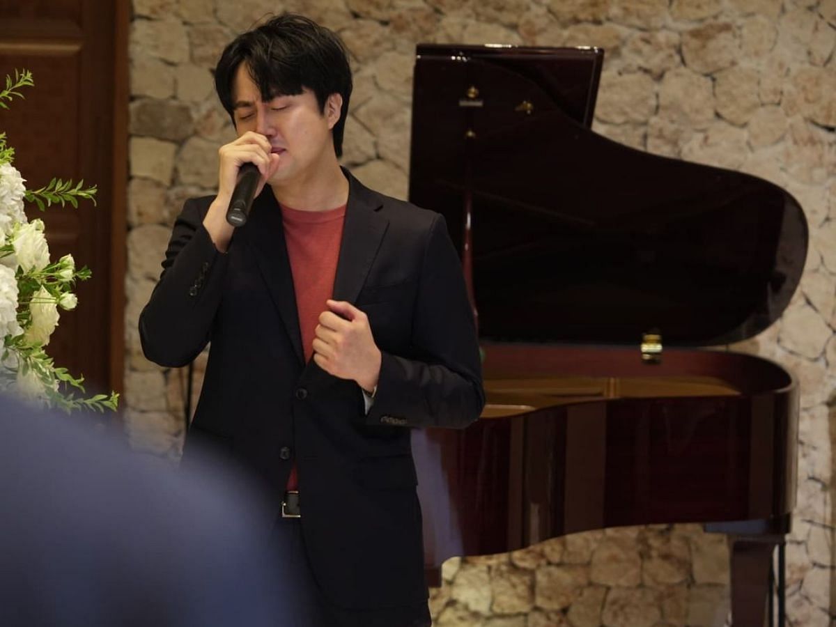 Jin's brother Kim Seok-jin ( Image via Instagram/sun_dad90)